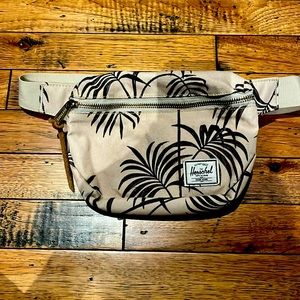 Herschel Supply Hip Pack